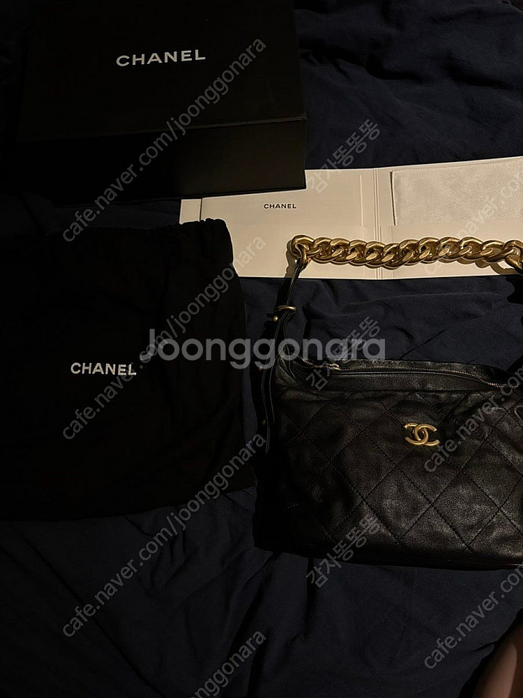 샤넬 22C AS2910 골드 메탈 체인 블랙 호보 숄더백--0